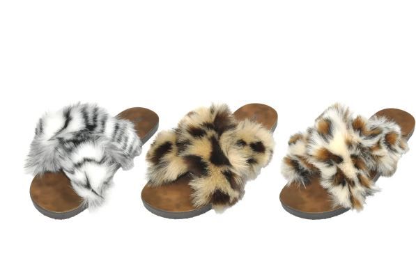 36 Wholesale Fuzzy Sandals at wholesalesockdeals