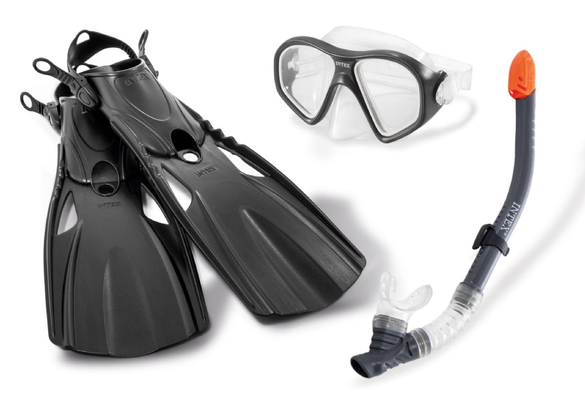 6 Pieces of Snorkeling Set With Fins - 3 Piece Set