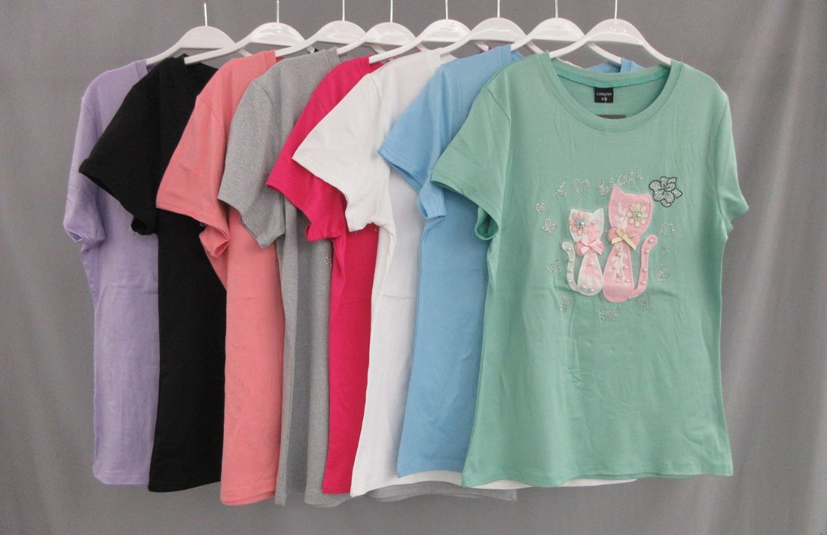 12 Pieces of Women's T-Shirt Cat Design S/m
