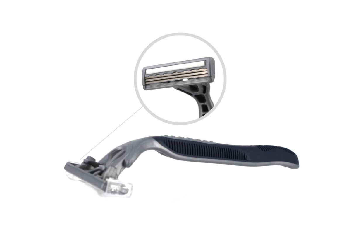 100 Pieces of Triple Blade Razor with Lubricating Strip