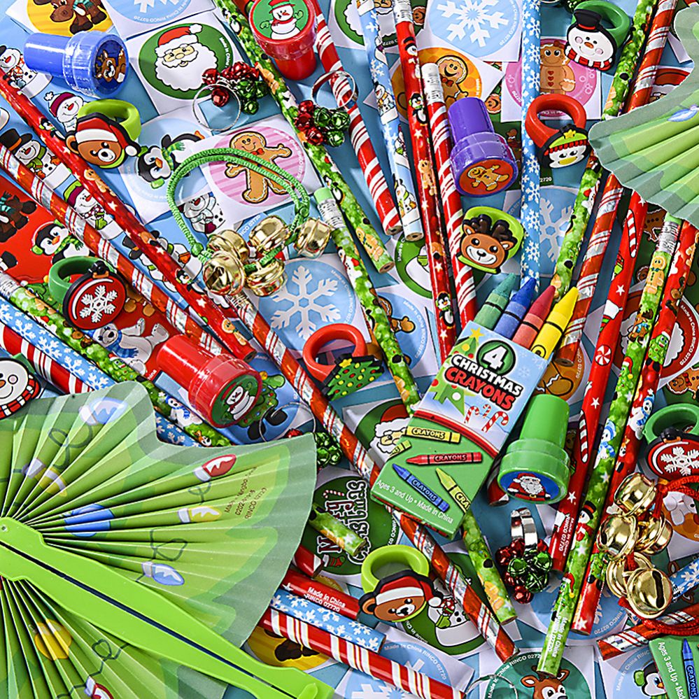600 pieces of Christmas Toy Assortment (50pcs/bag)