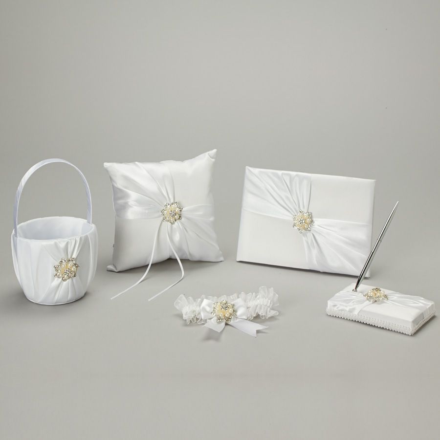 4 pieces of Wedding Accessory Pillow Set