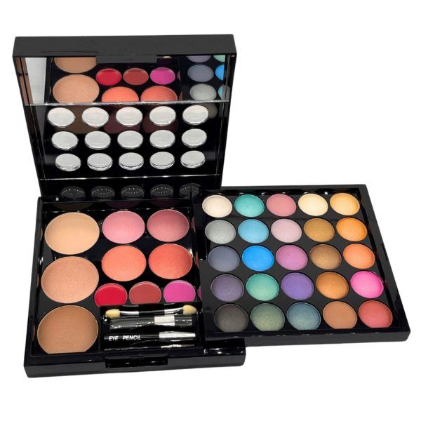 Outlets Assorted makeup palettes