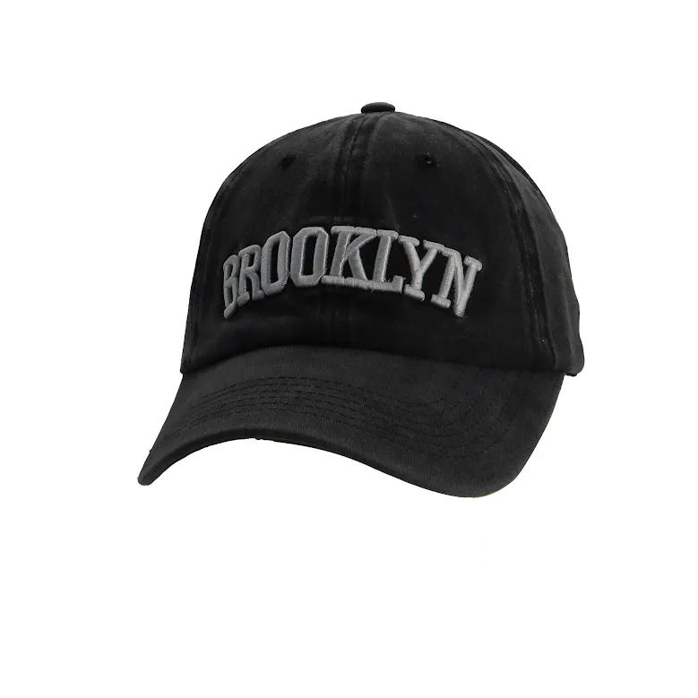 6 Pieces of Men Caps in Black Logo Brooklyn