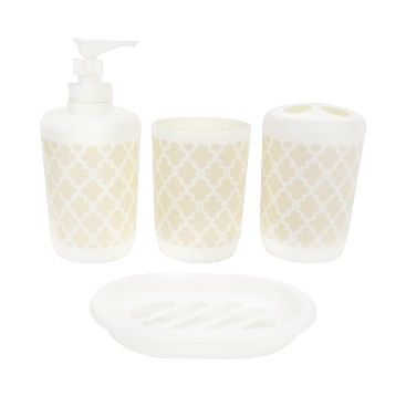 48 pieces of Ch 4pc Bath Set In Plastic Box