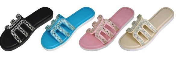 30 Pieces of Assorted Ladies Slip-On Sandals