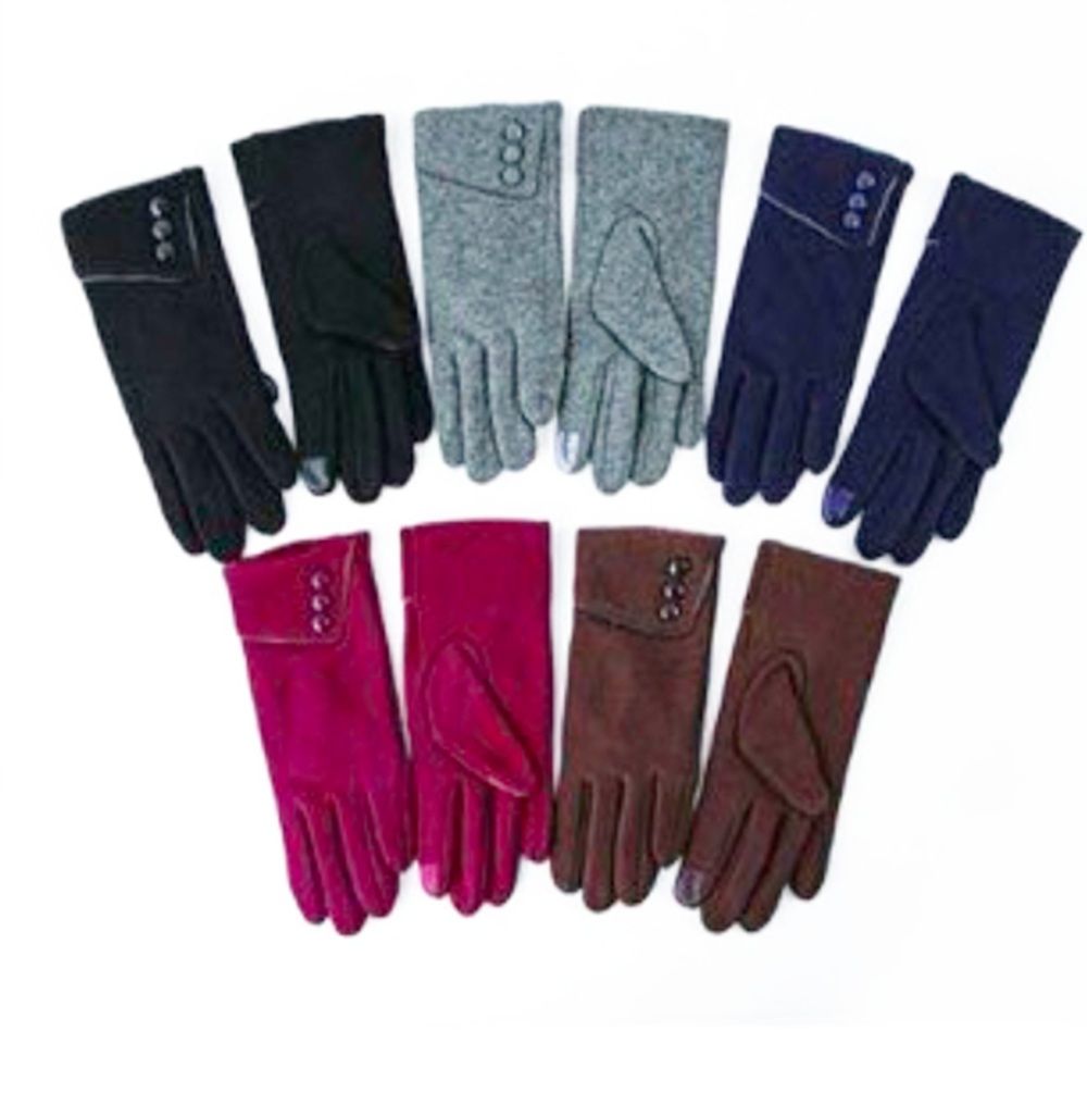 12 Pieces of Ladies Assorted Winter Gloves Bundle