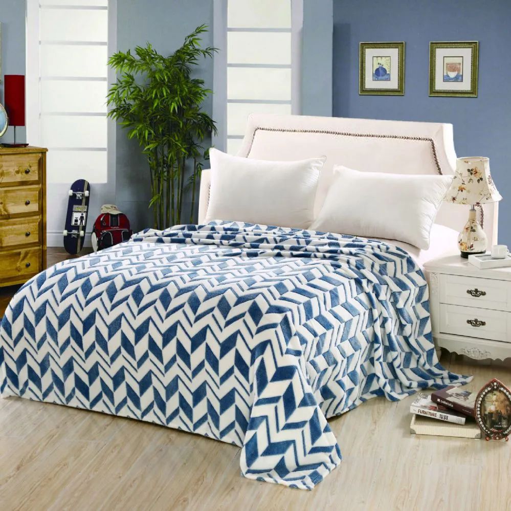 12 Wholesale Arrow Micro Plush Blankets Twin Size Navy Only at