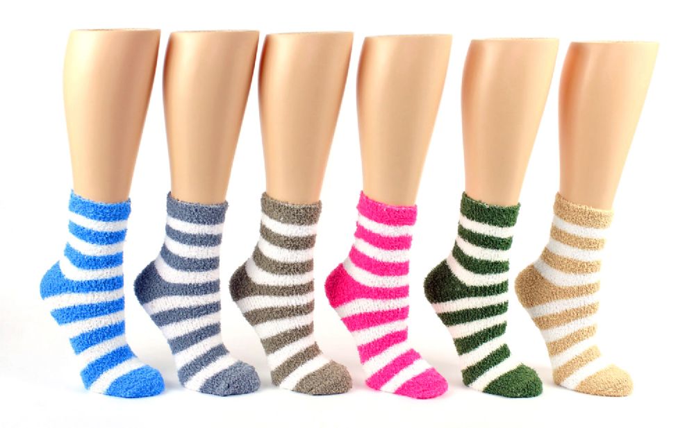24 Wholesale Women's Fuzzy Ankle Socks With Stripes - Size 9-11