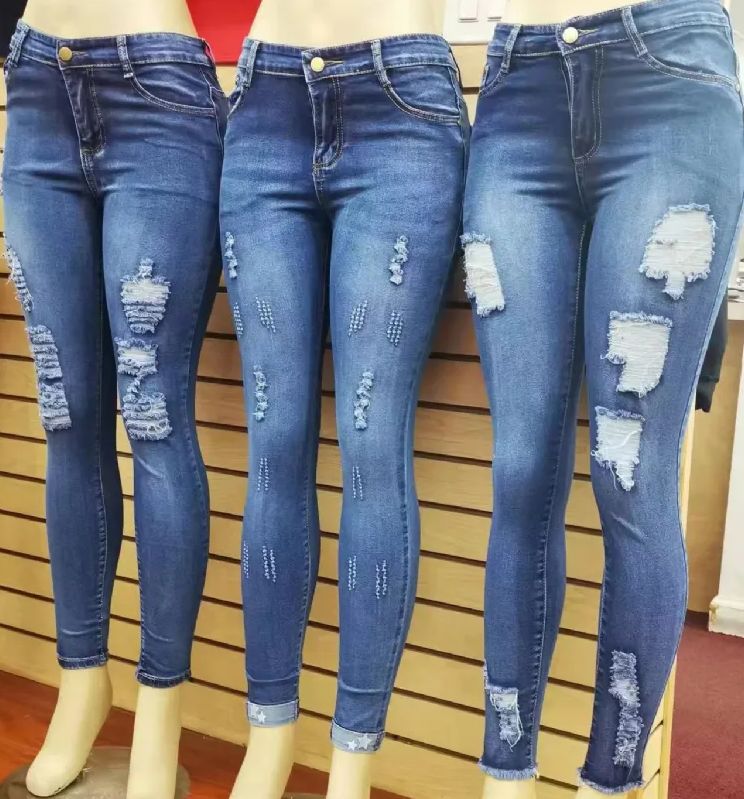 48 Pieces of Womens Jeans Color Blue Size Assorted
