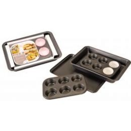 6 of 4-Pc. Bakeware Sets