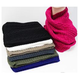 36 Pieces Infinity Scarf - Winter Scarves