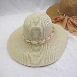 24 Wholesale Ladies Summer Sun Hat With Chain