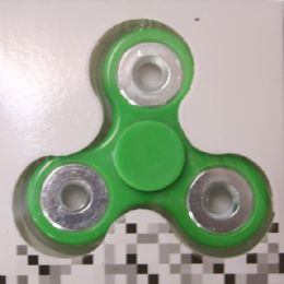 24 Wholesale Spinner Green Only