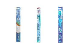 60 Pieces Oral B Toothbrushes Lot - Toothbrushes and Toothpaste