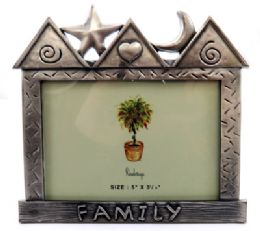 10 Pieces Pewter Picture Frame Shaped As A House With The Word "family" Written Across The Bottom - Picture Frames