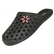 48 Wholesale Women's Close Toe Eva Slide Sandals Black Color