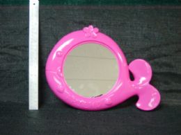 48 Wholesale Plastic Whale Shaped Mirror