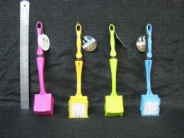 24 Wholesale Plastic Brush Square With Removable Handle Assorted Color