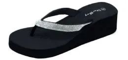 36 Wholesale Ladies' Wedge Sandals In White And Black