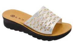 12 Wholesale Fashion Platform Rhinestone Sandals For Women Sole Open Toe In Color Silver Size 5-10