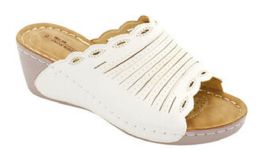 12 Wholesale Fashion Women Sandals Tan Color Round Toe Thick Platform Heels Sandals Color White Size 5-10