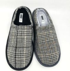 36 Pairs Plaidsanity Slippers - Men's Footwear