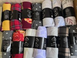 24 Pieces Soft Printed Fleece Blanket - Fleece & Sherpa Blankets