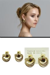 Interlocking HalF-Loop Post Earrings GolD-Tone