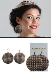 Embossed Circle Pattern Disc Dangle Earrings Brown