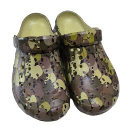 Wholesale Footwear Men's Camo Skull Clog (7-12)