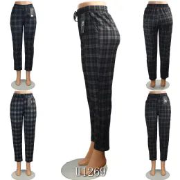 36 of Winter Plaid Print Pants Size X /xl