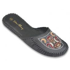 Wholesale Footwear Ladies' Moccasin Slipper