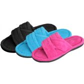 Wholesale Footwear Women's Plush Slipper